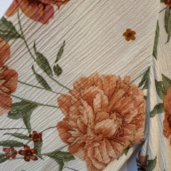 American Eagle Outfitters Fall Boho Floral Tie-Front Blouse - Picture 5 of 8